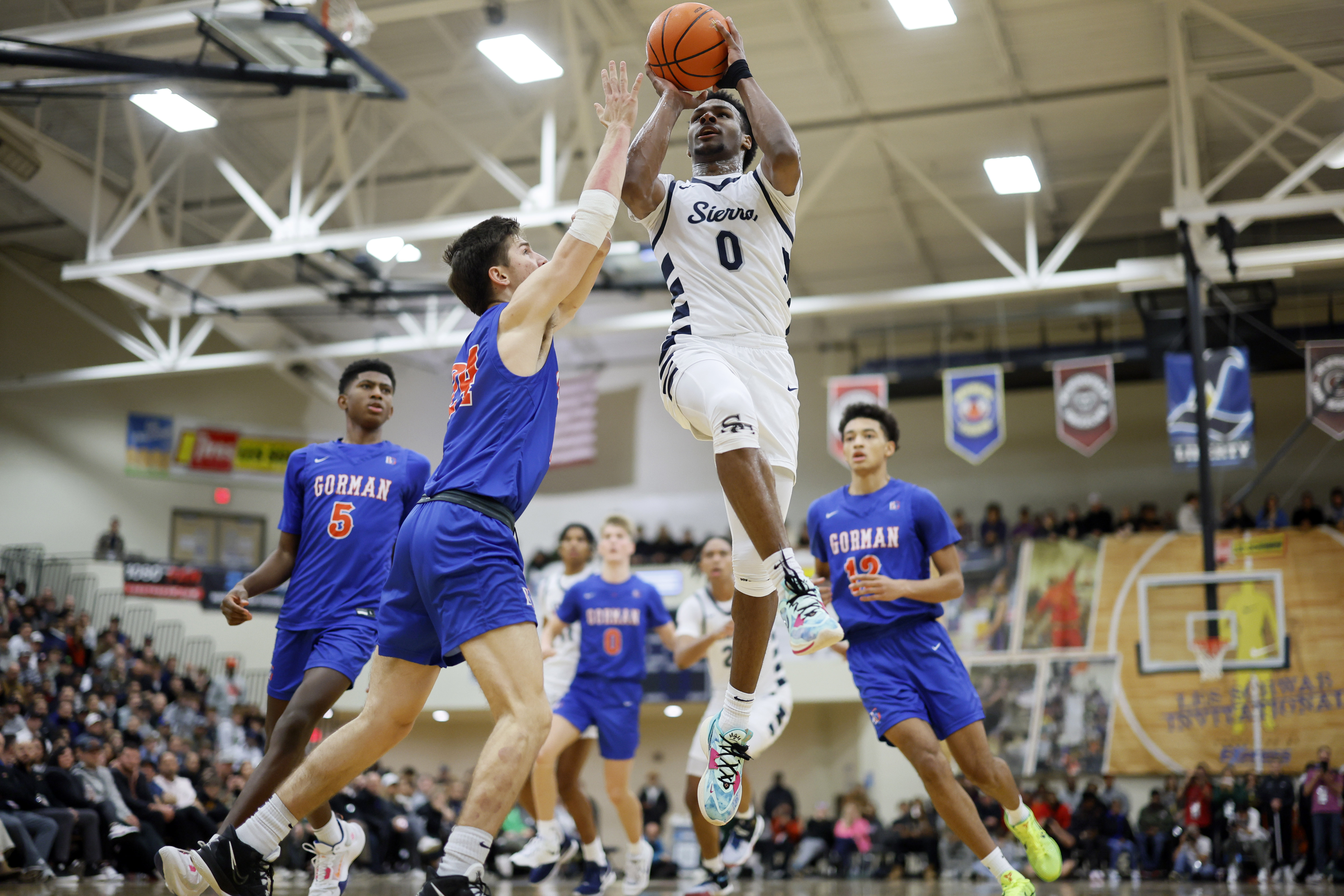 Sierra Canyon Bishop Gorman Les Schwab Invitational Soobum Im 43